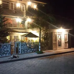 La Belle Maison Milot Bed & Breakfast